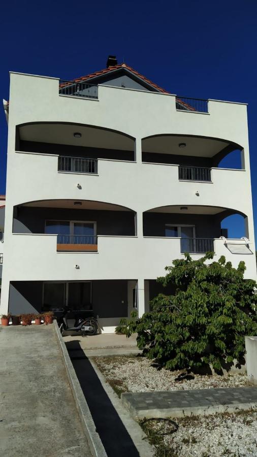 Apartments Kalajica Трогір Екстер'єр фото